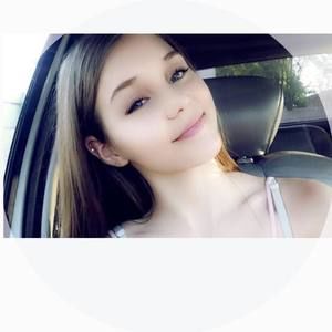 Meet your Posher, Lexi